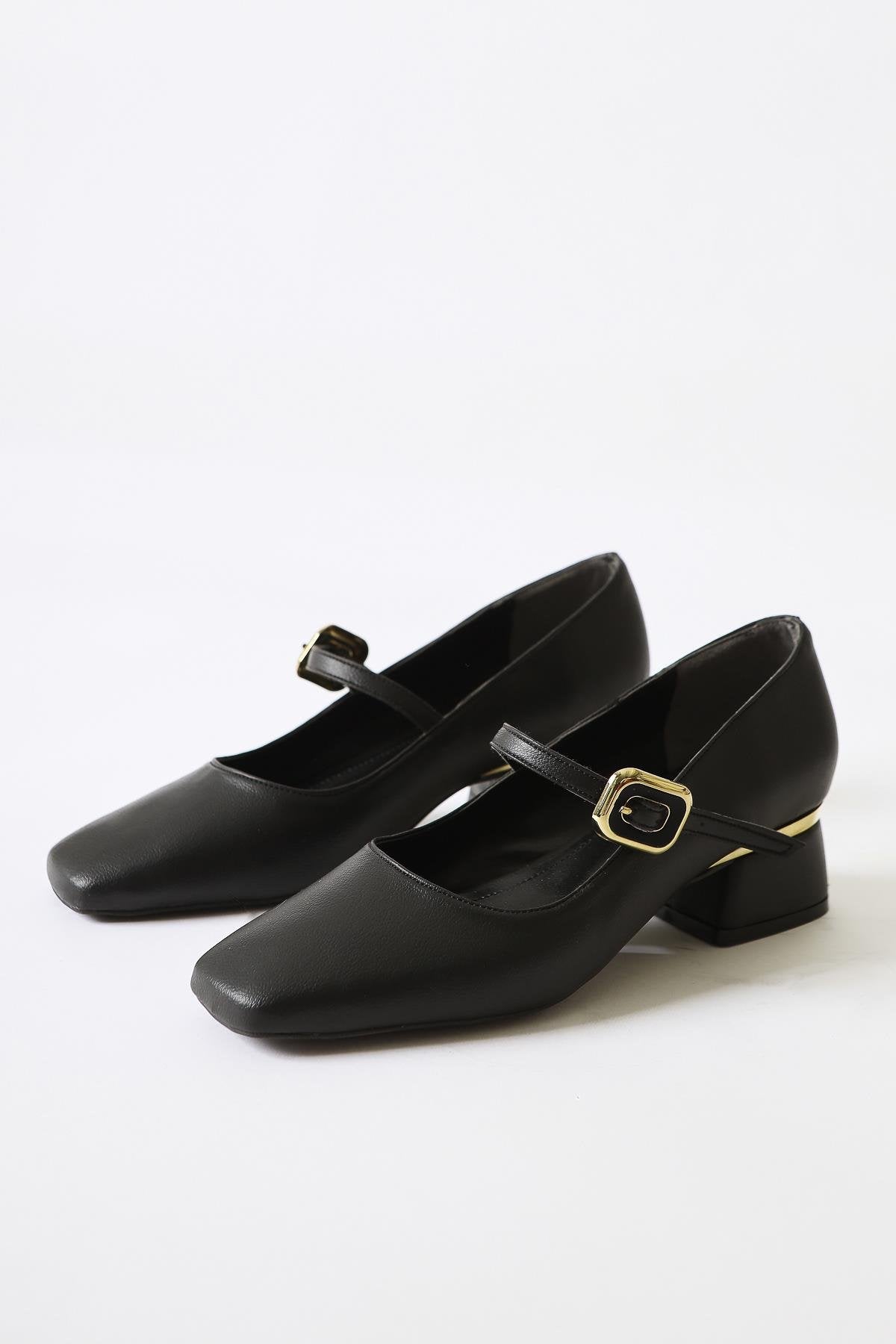 Abby Black Flat Toe Buckle Detail Casual Shoes