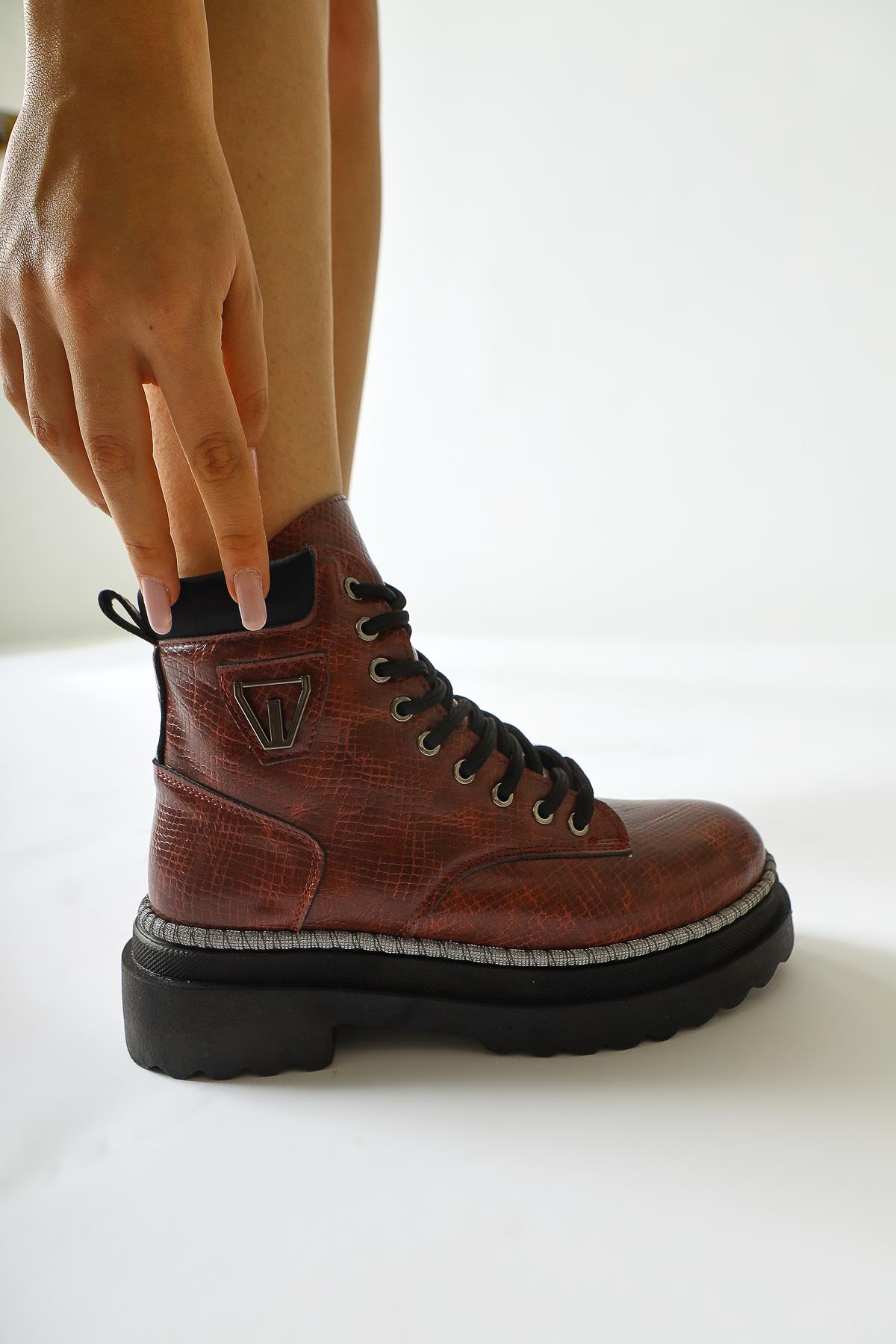 Amona Burgundy Shiny Stone Detailed Lace-Up Boots