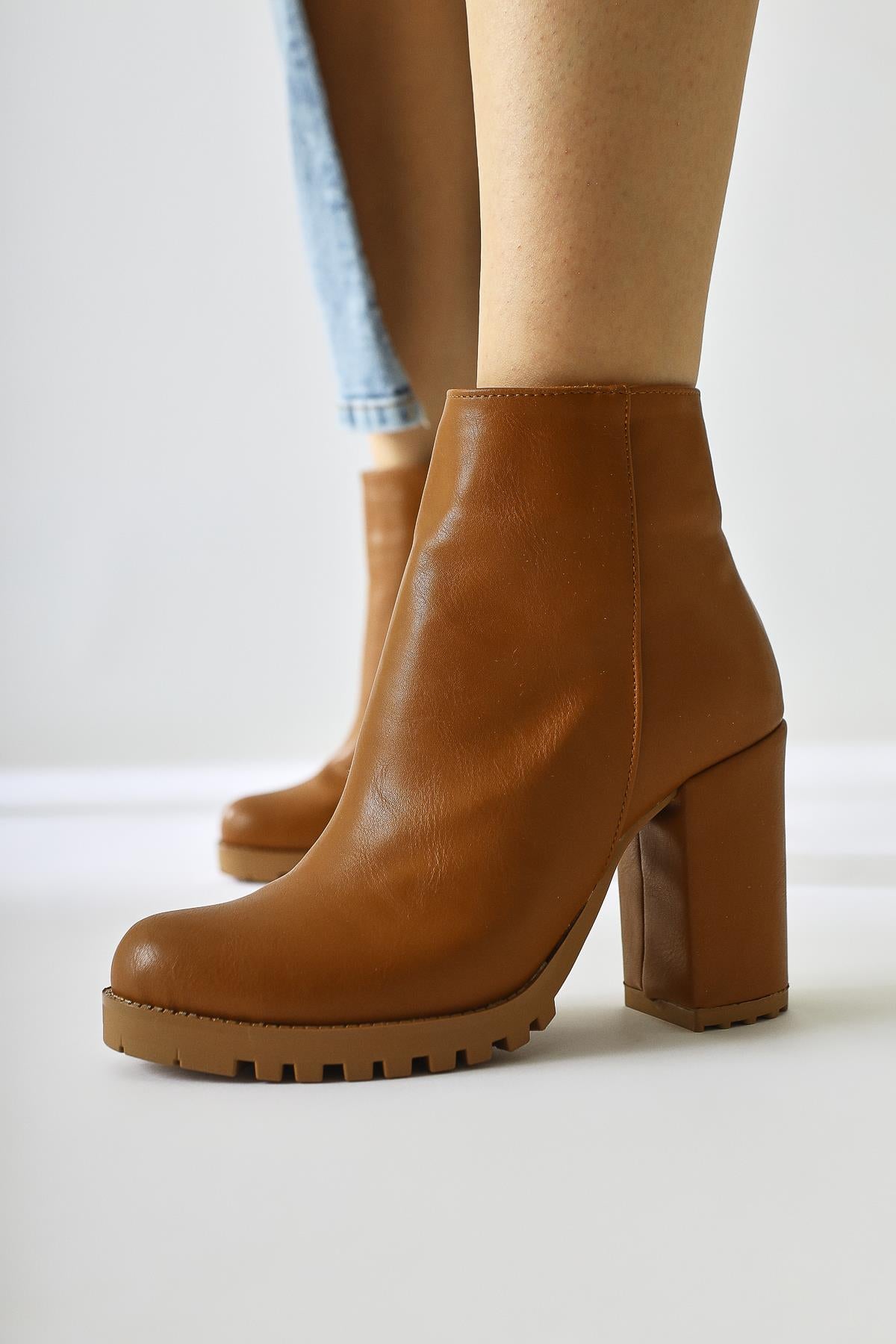 Bahiya Tan Oval Toe Zippered Heeled Boots