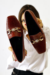 Bee Claret Red Crocodile Printed Leather Buckle Detailed Blunt Toe Casual Shoes