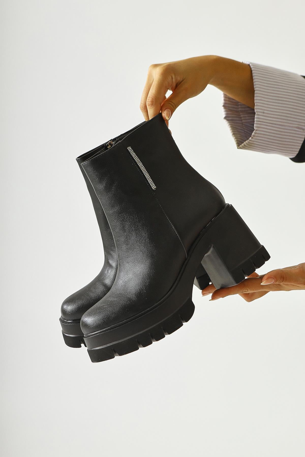 Camellia Black Stone Detailed Platform Boots