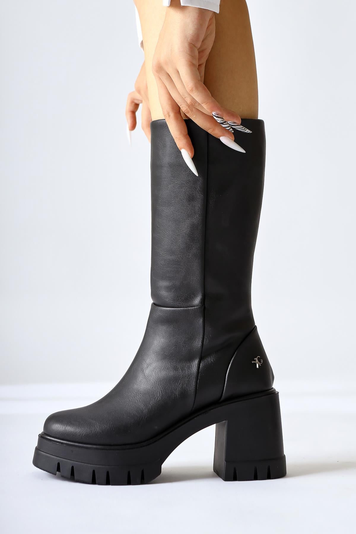 Chelsie Black High Heel Platform Short Boots