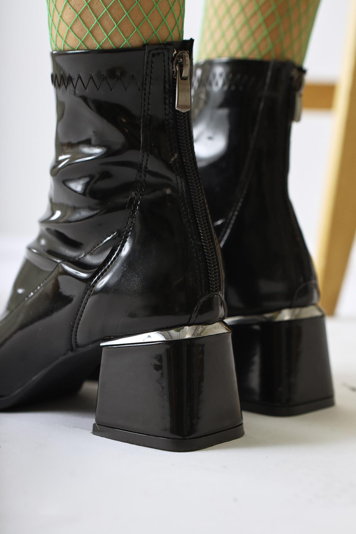 Dominga Black Patent Leather Zippered Boots