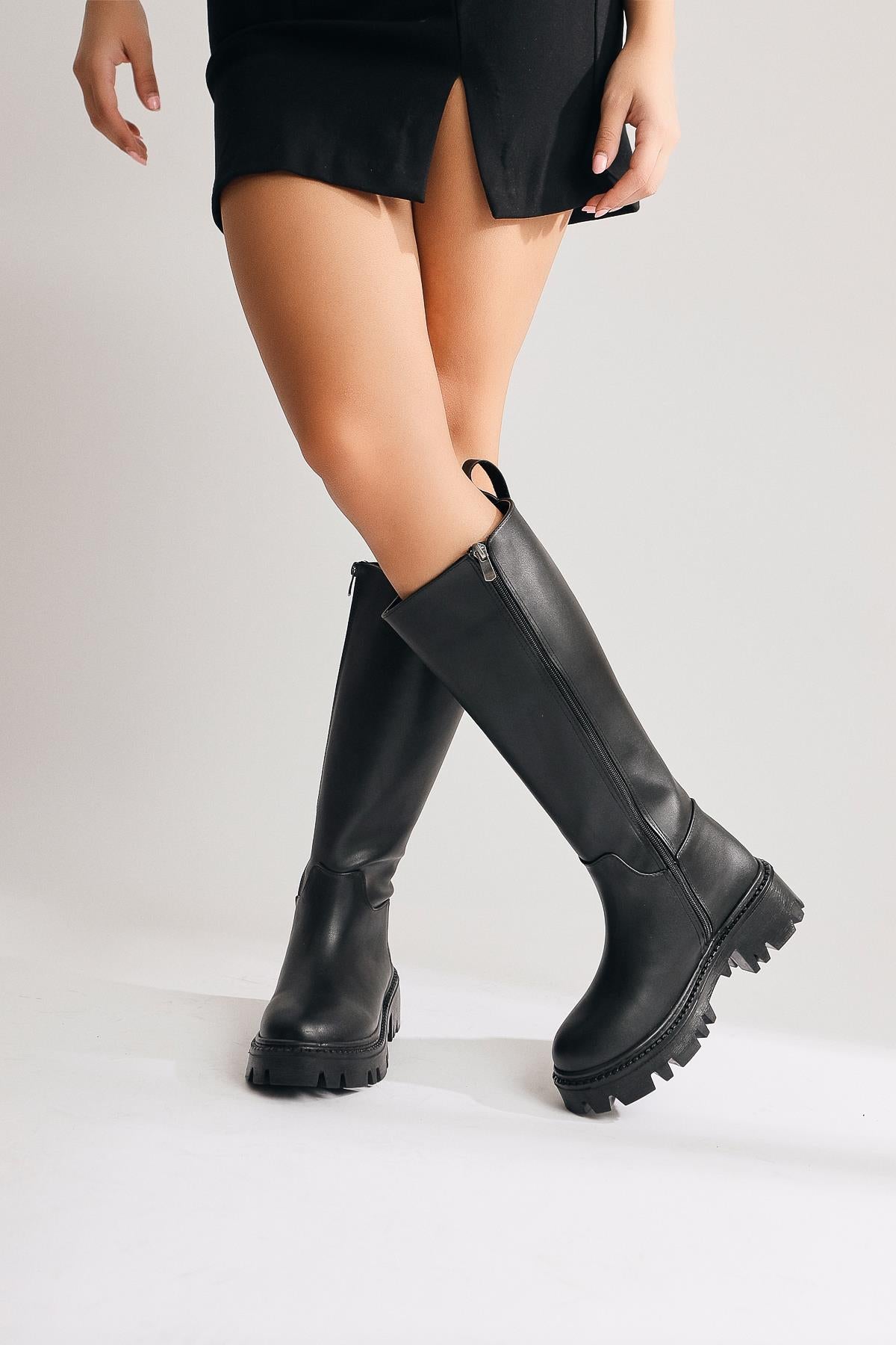 Escada Black Thick-Soled Zippered Boots