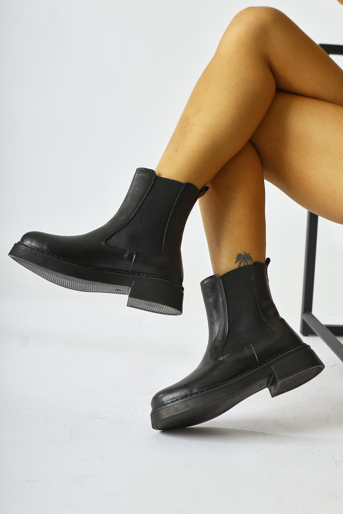 Fahra Black Rubber Boots