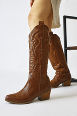 Florida Tan Embroidered Detail Pointed Toe Western Boots