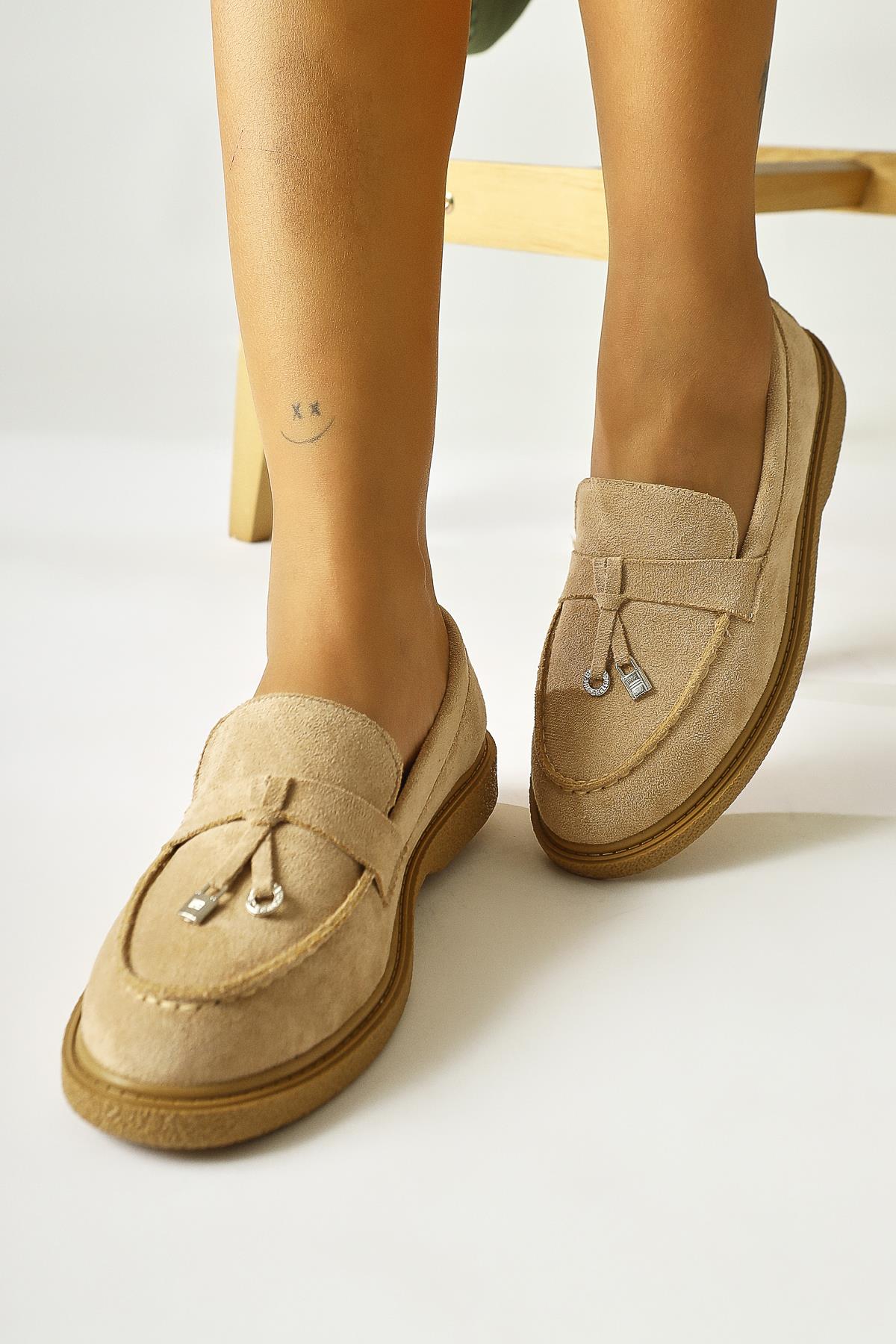 Francina Nud Suede Accessory Tassel Detailed Casual Shoes