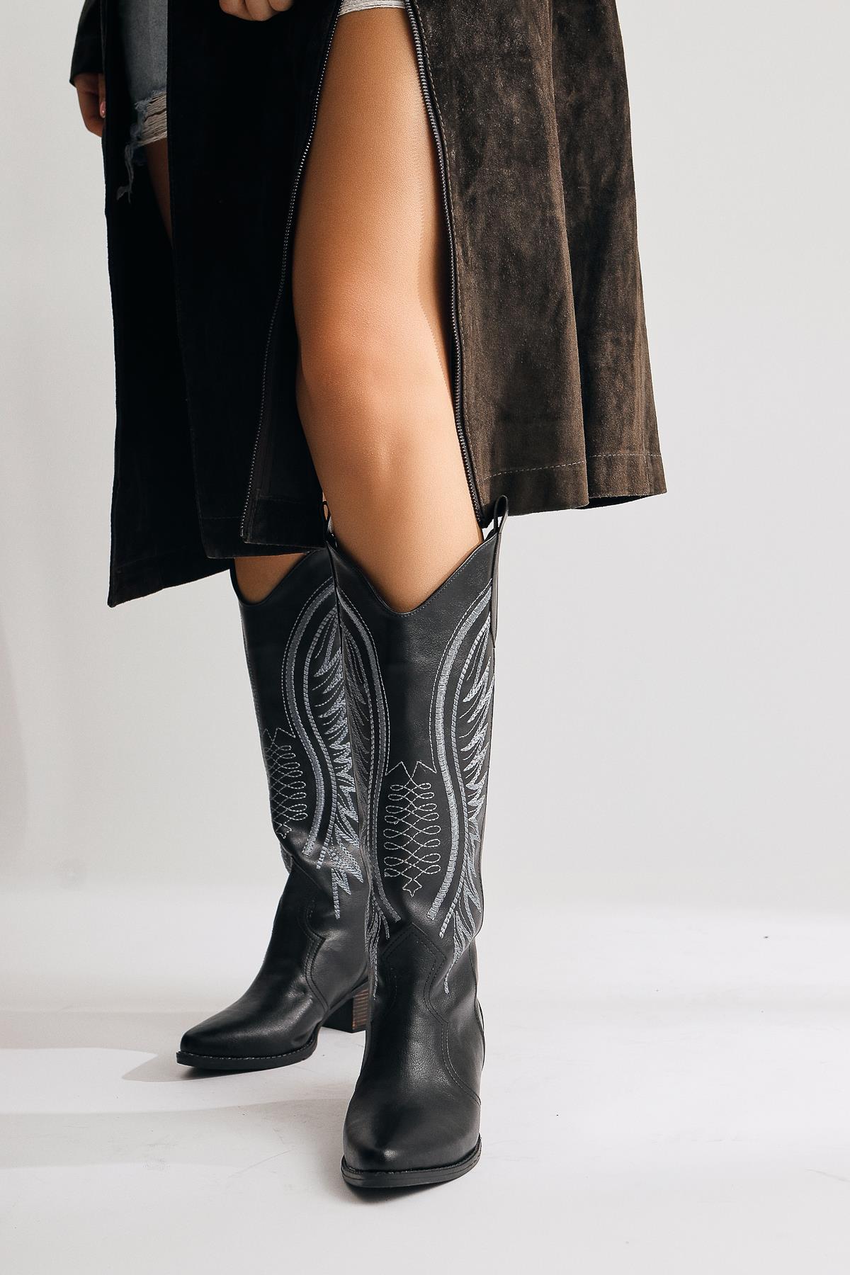 Hero Black Embroidered Cowboy Boots