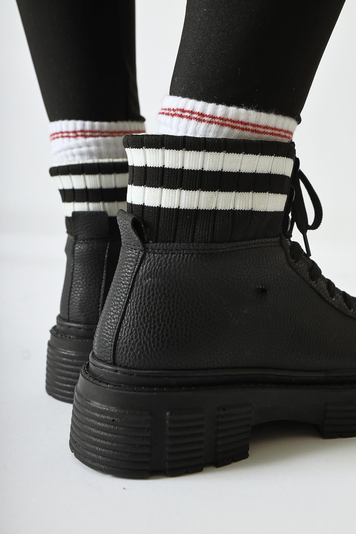 Hiva Black Textile Ankle Laced Sports Boots