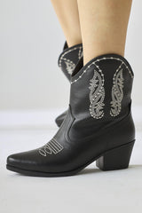 Jenny Black Pointed Toe Embroidered Detailed Western Boots