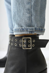 Jonny Black Belt Detailed Oval Toe Zippered Boots