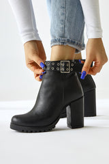 Jonny Black Belt Detailed Oval Toe Zippered Boots