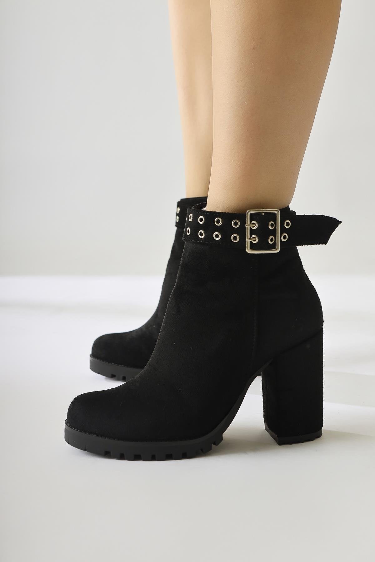 Jonny Black Suede Belt Detailed Oval Toe Zippered Boots