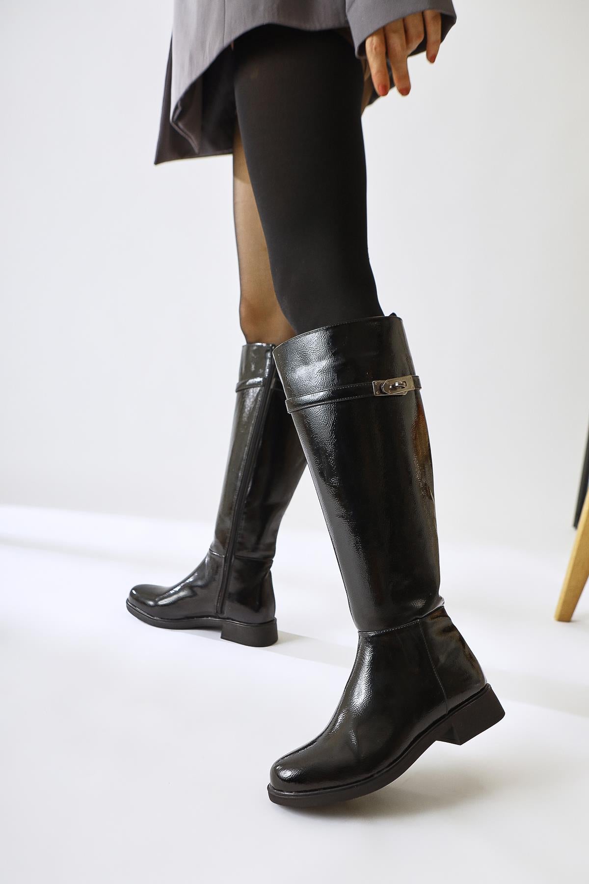 Kanako Black Patent Leather Accessory Zippered Low Heeled Boots