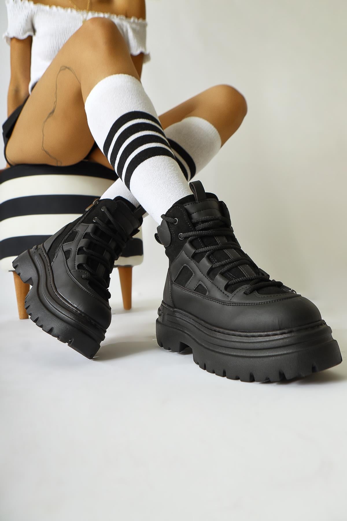 Kindra Black Suede Detailed High Sole Sports Boots