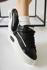 Lourin Black Leather Patterned Air Sole Lace-Up Sports Boots