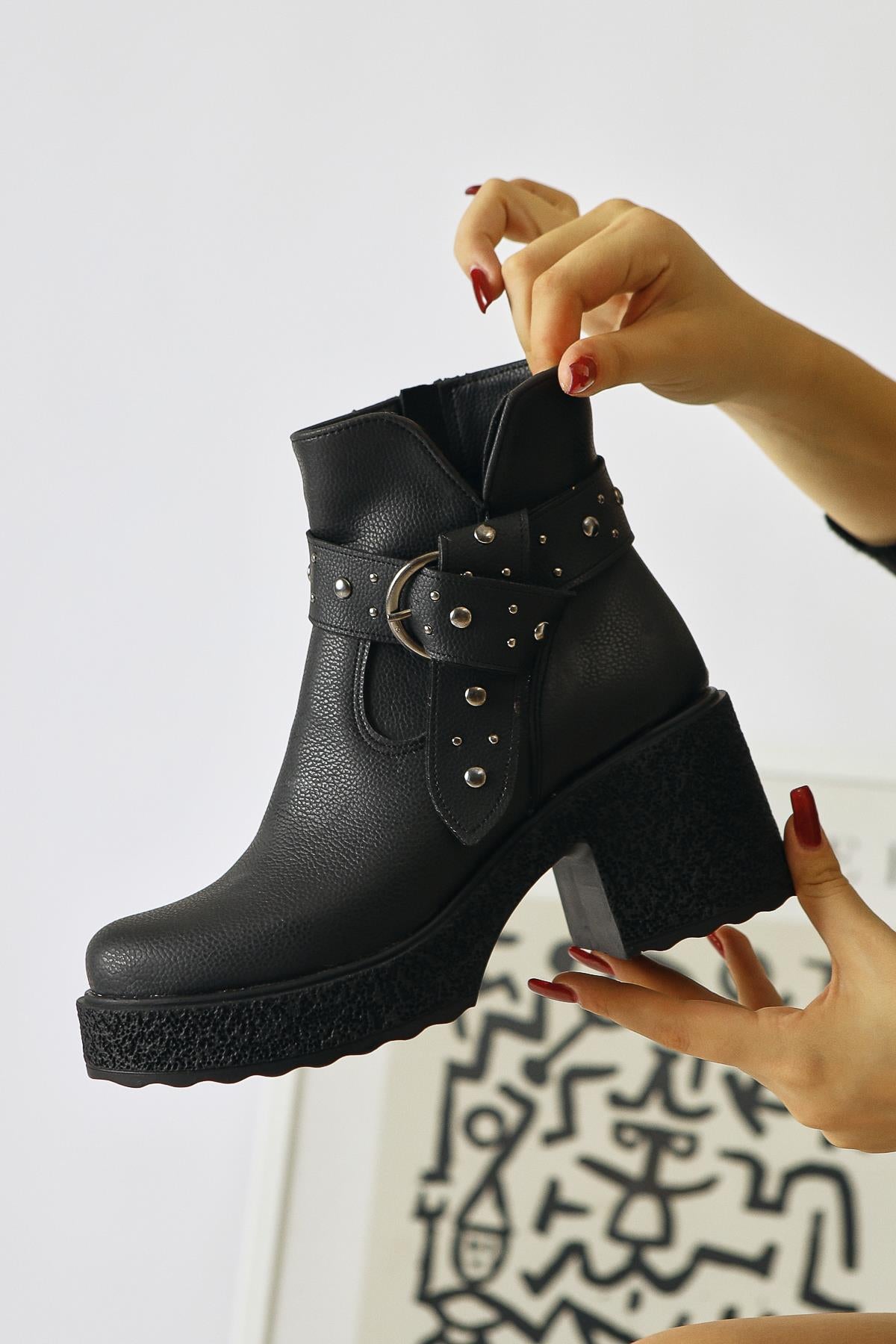 Maylin Black Studded Belt Detailed Boots