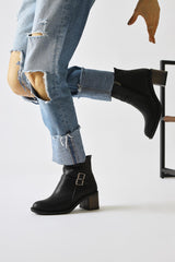 Milenka Black Double Belt Detailed Oval Toe Boots