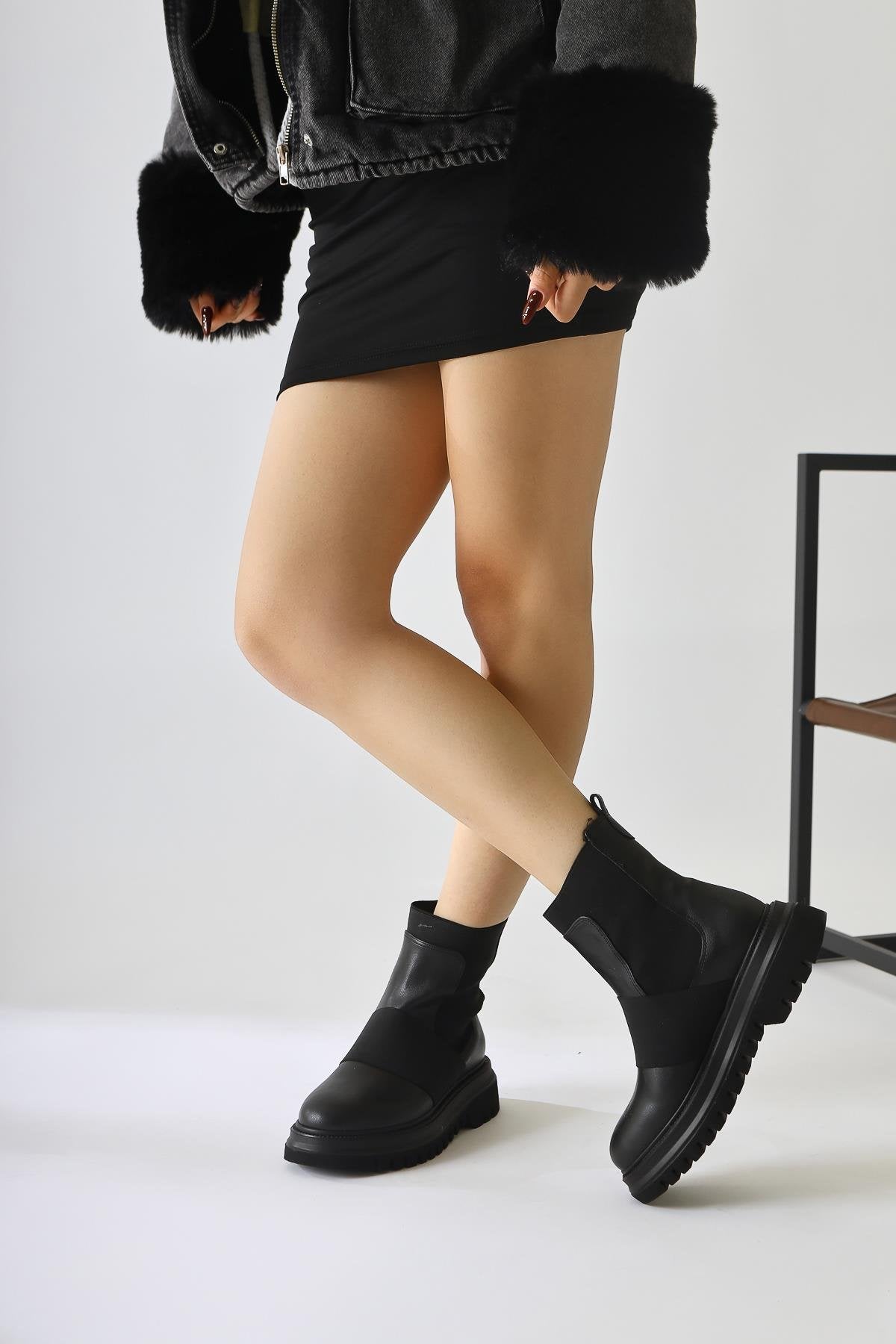 Millena Black Suede Elastic Belt Detailed Pull-On Boots