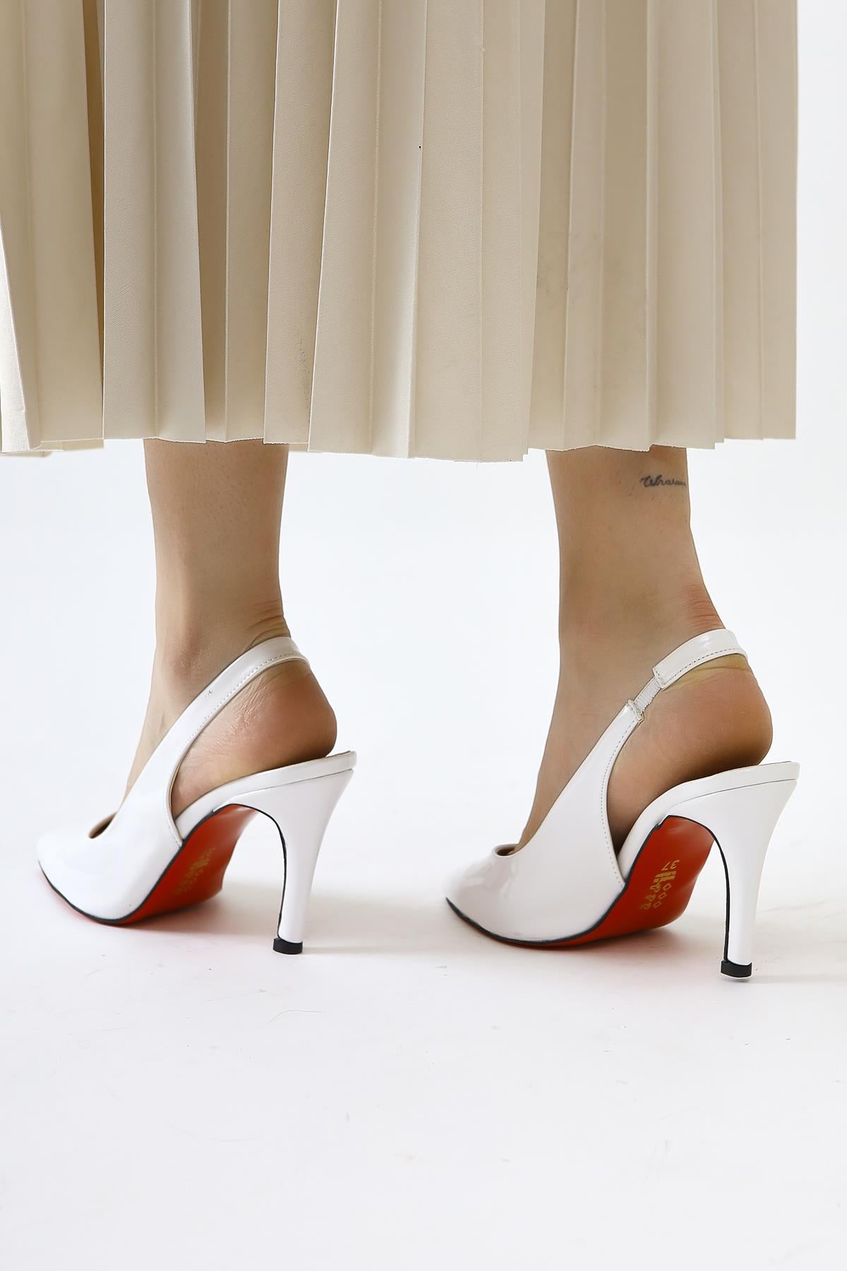 Minal White Patent Leather Pointed Toe Red Jurdan Heeled Shoes