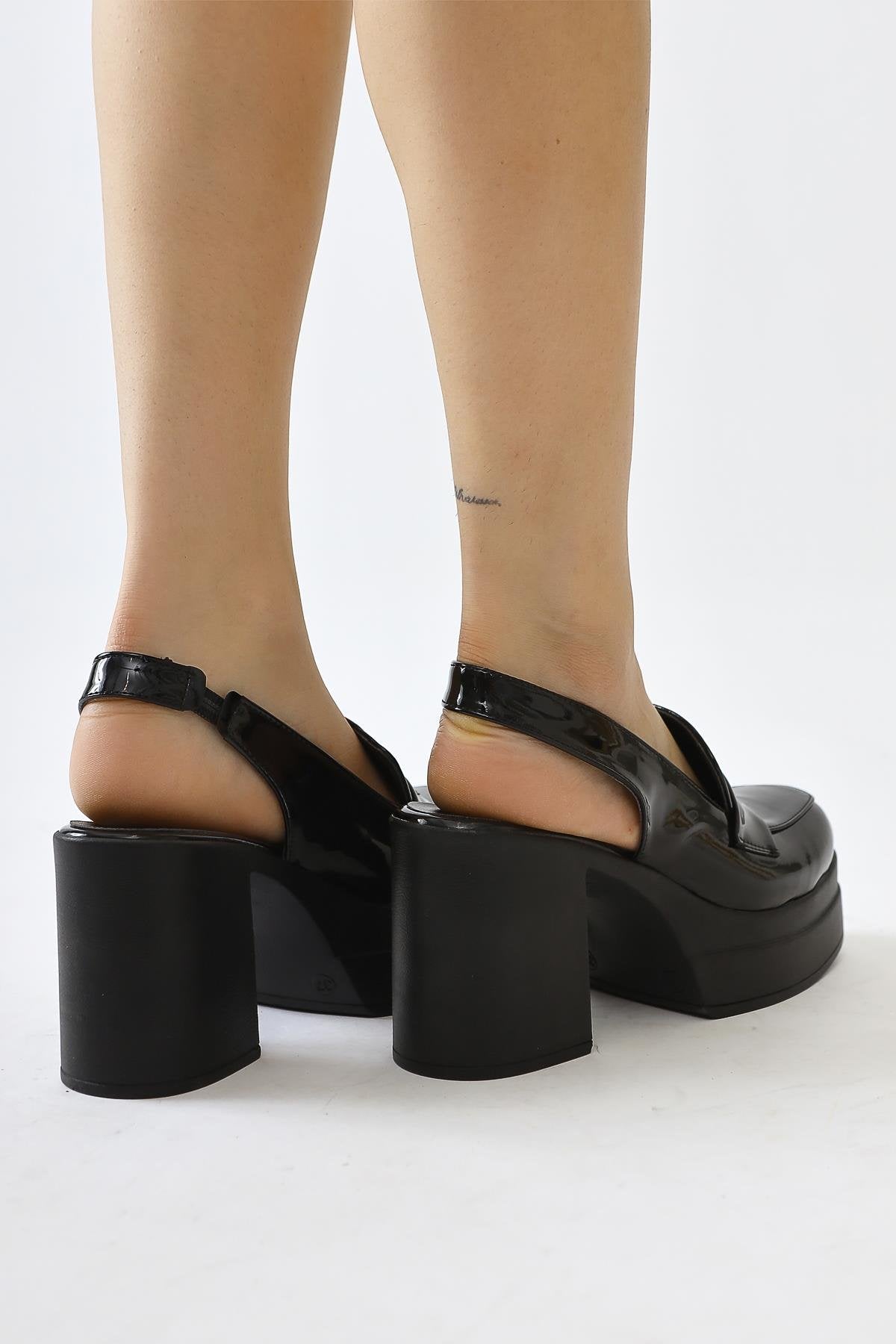 Neval Black Patent Leather Platform Heel Decollete Casual Shoes