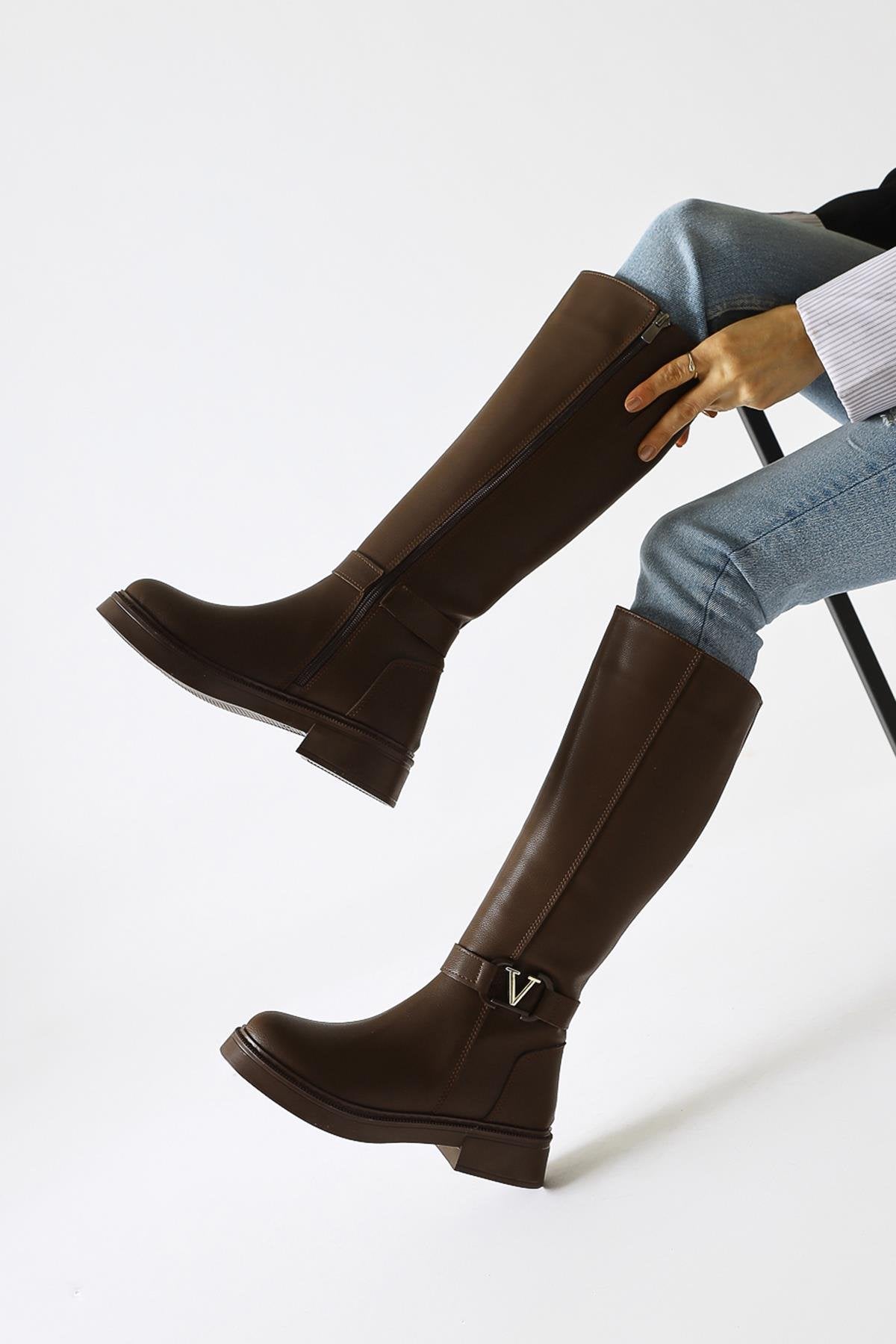 Senita Brown Buckle Detailed Zippered Boots