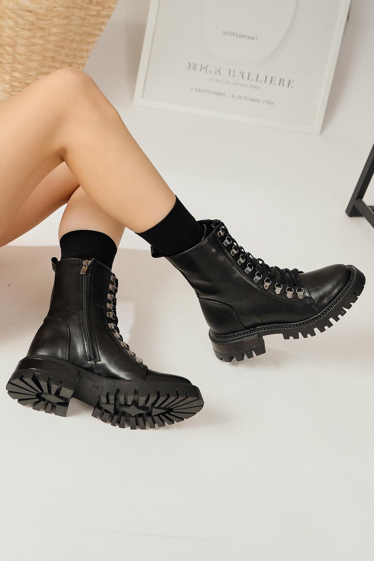 Suzette Black Lace-Up Thick-Soled Boots