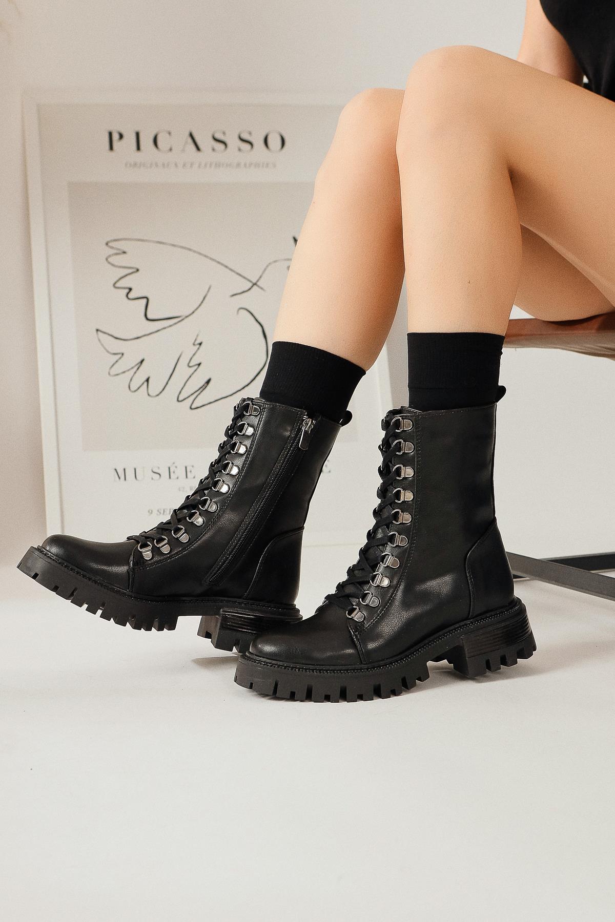 Suzette Black Lace-Up Thick-Soled Boots