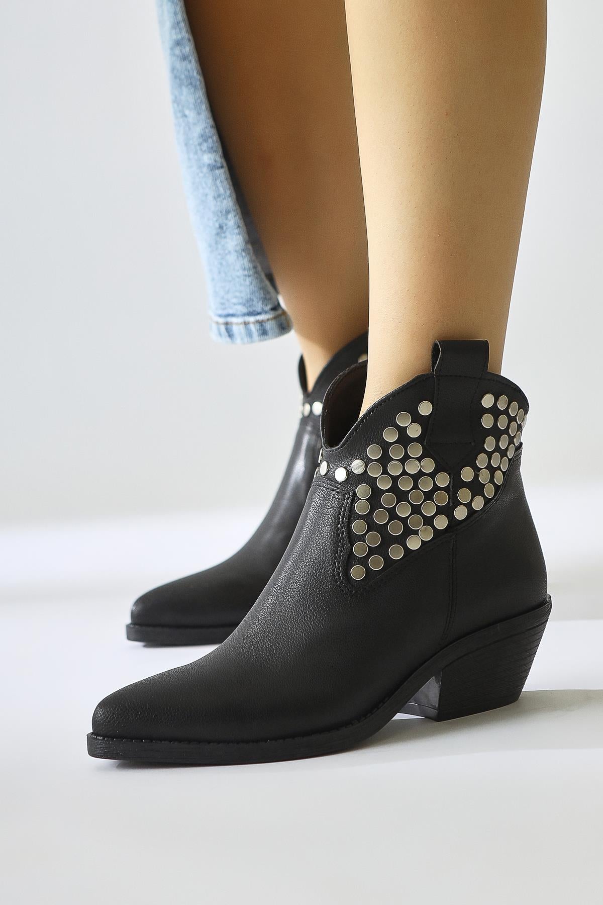 Tency Black Studded Pointed Toe Western Boots