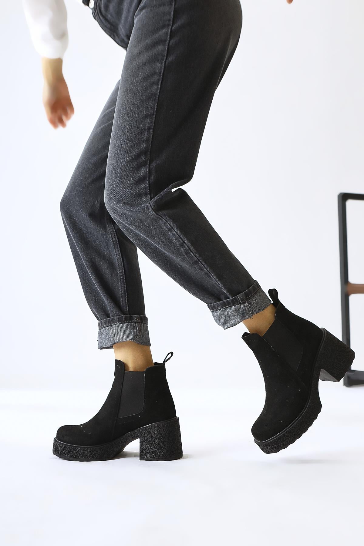 Thida Black Suede Elastic Platform Sole Pull-On Boots