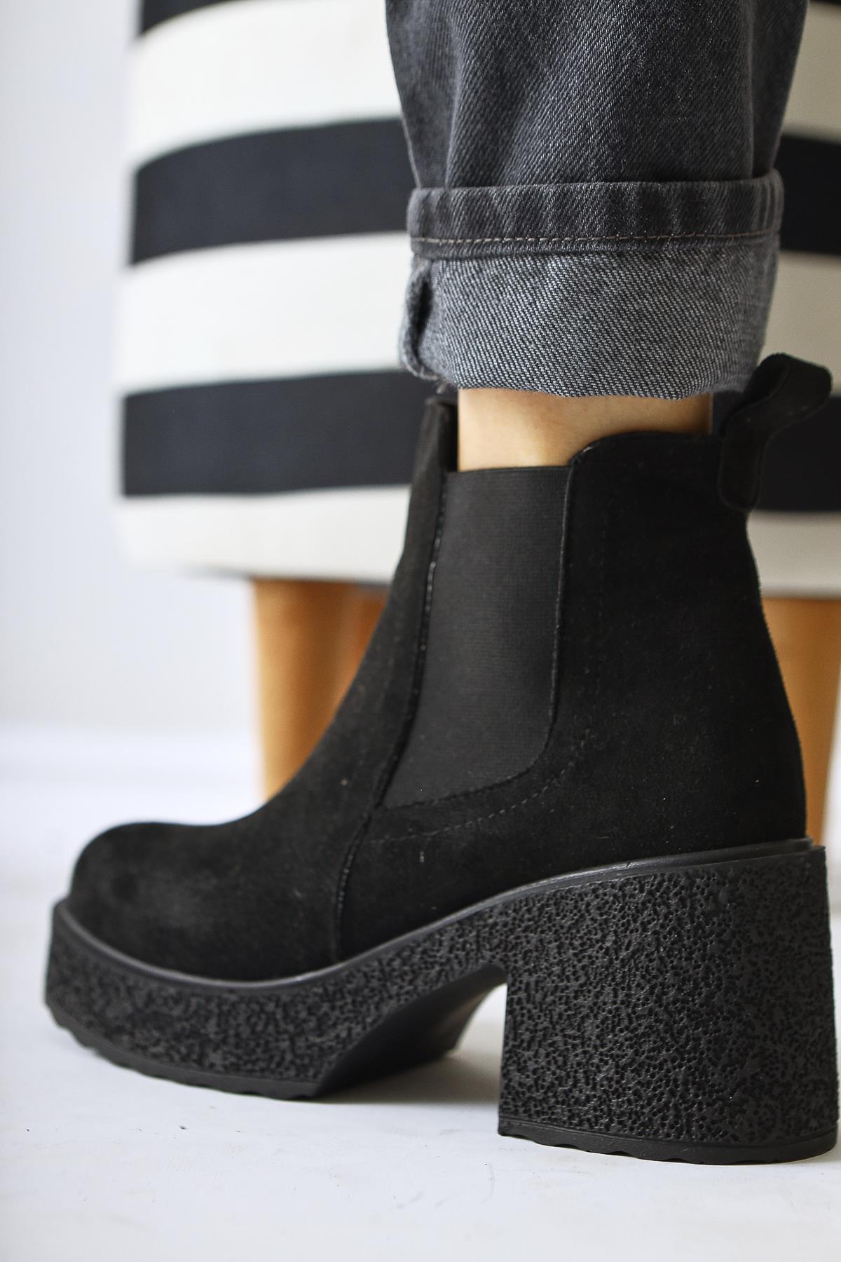 Thida Black Suede Elastic Platform Sole Pull-On Boots